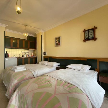 Amphora Rooms โฟชา ภายนอก รูปภาพ