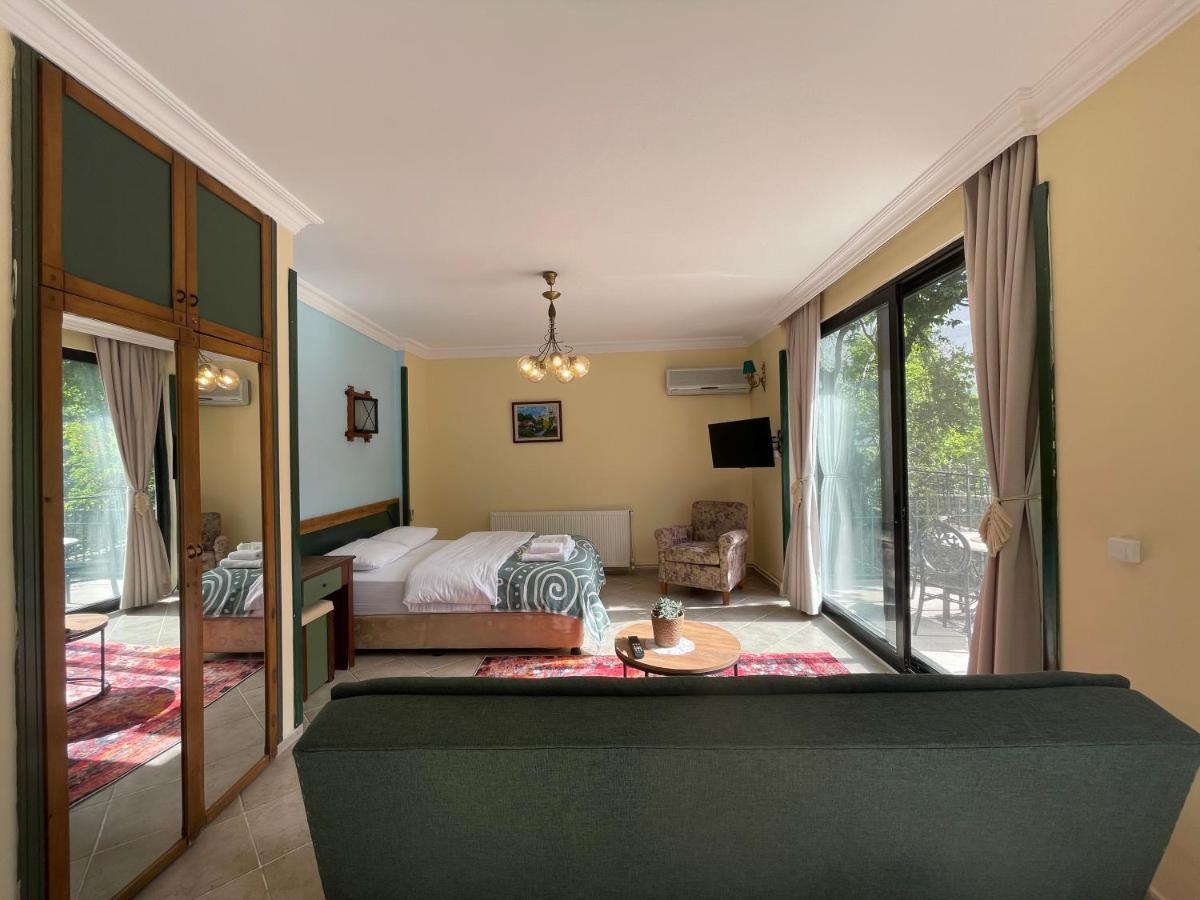 Amphora Rooms โฟชา ภายนอก รูปภาพ