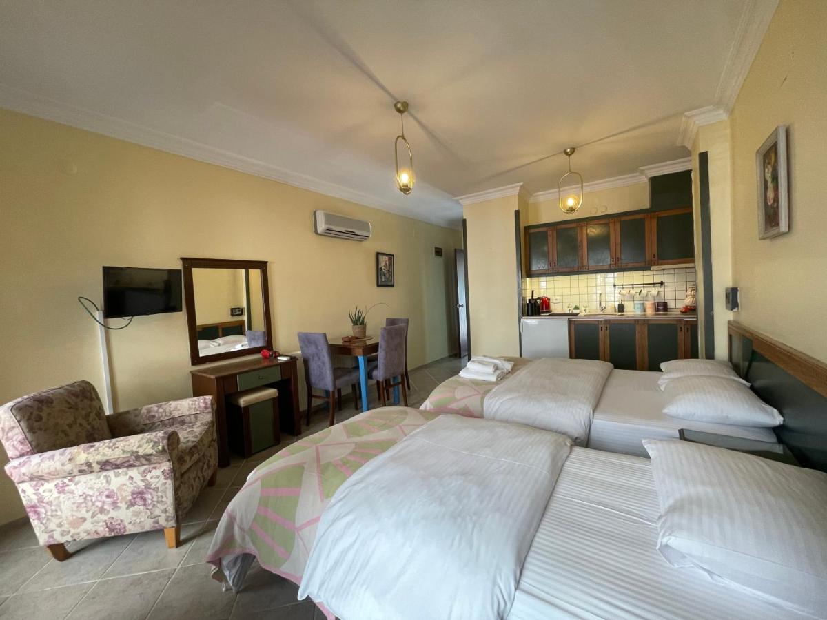 Amphora Rooms โฟชา ภายนอก รูปภาพ